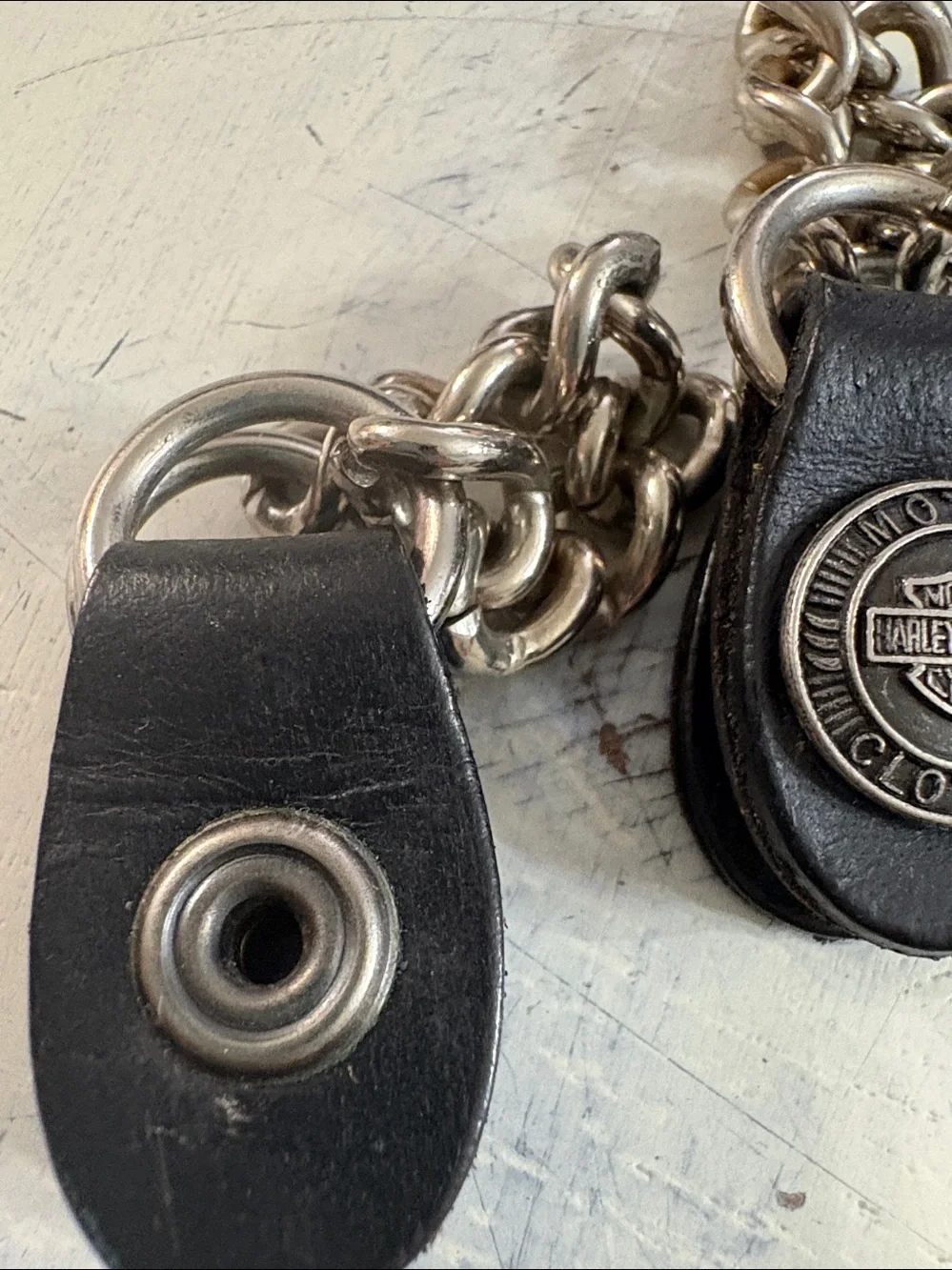 VTG 2 Harley-Davidson Black Leather Open Bar and Shield Vest Extender